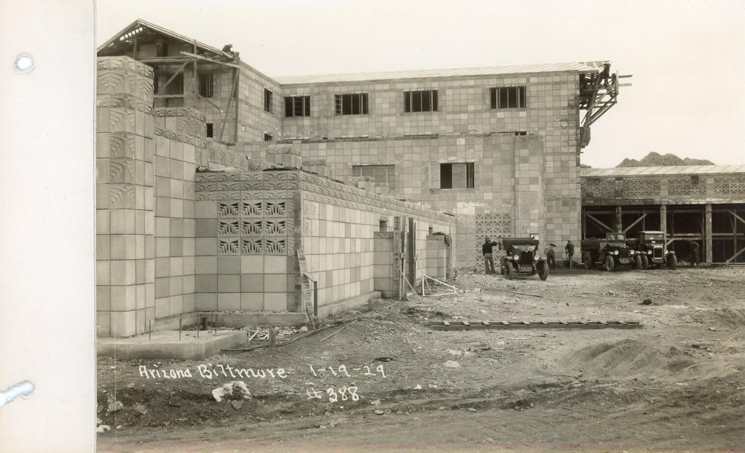 The Wonderbus, The Wonderbus: Where the Arizona Biltmore Story Begins